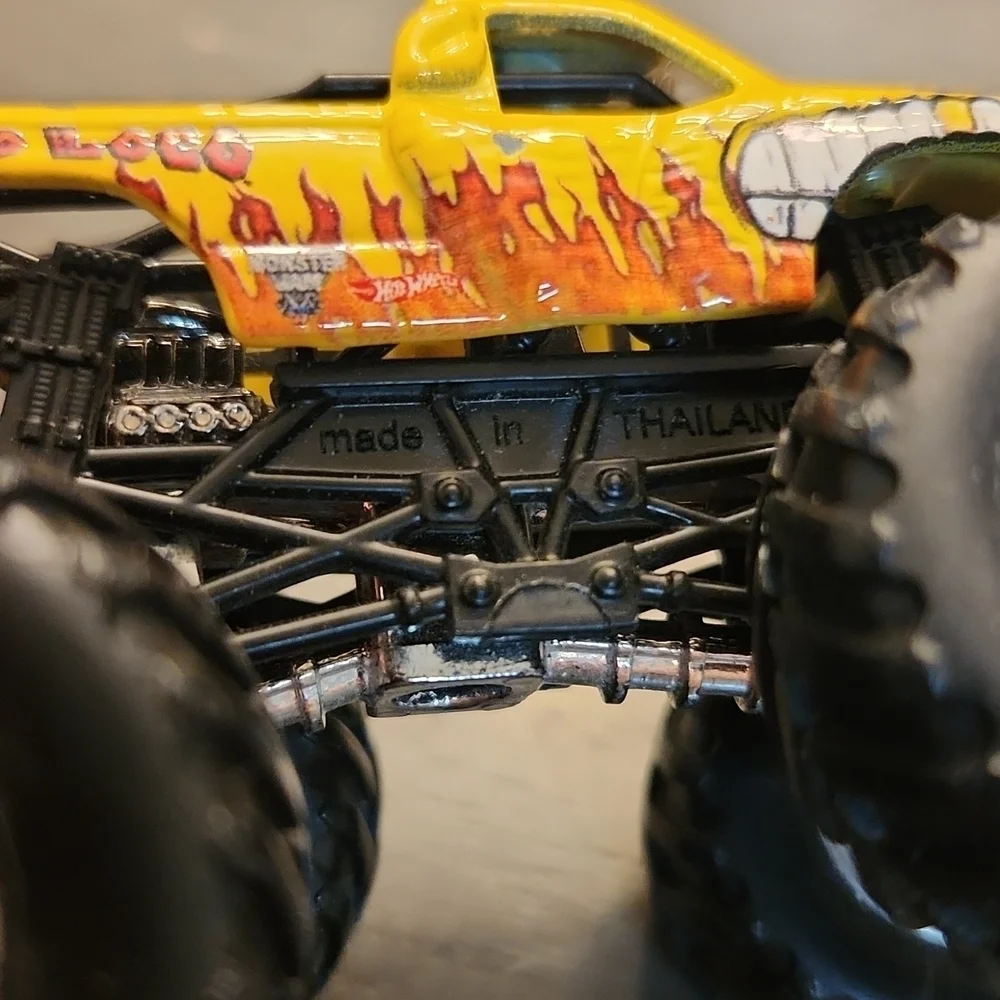 Hotwheels Mattel monster truck El Toro Loco note missing horns 4x4